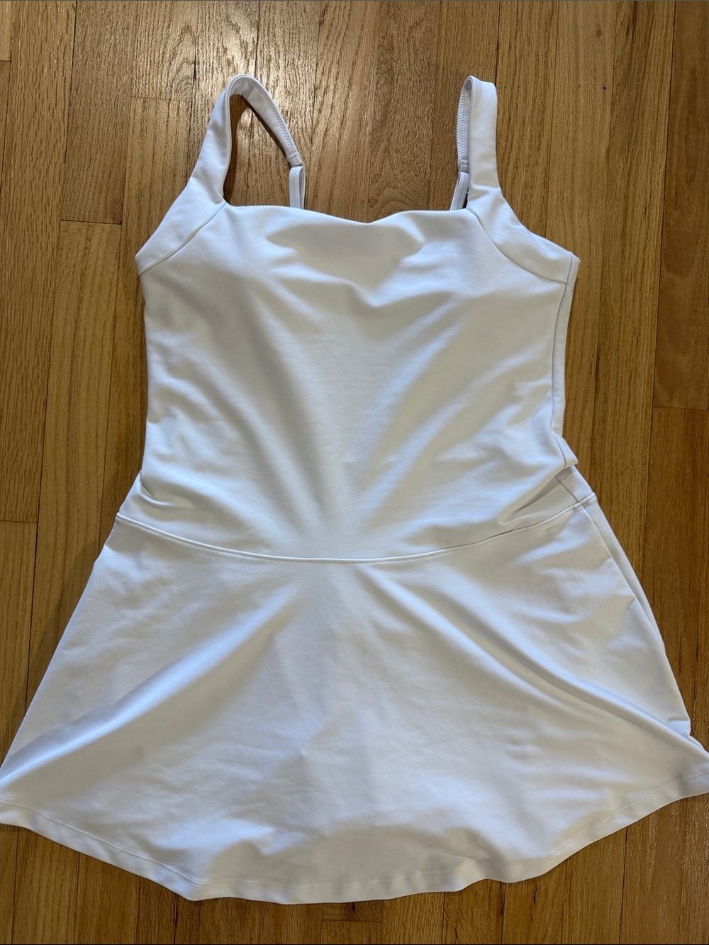 Abercrombie & Fitch YPB White sculptLUX Athletic Minidress Sz L